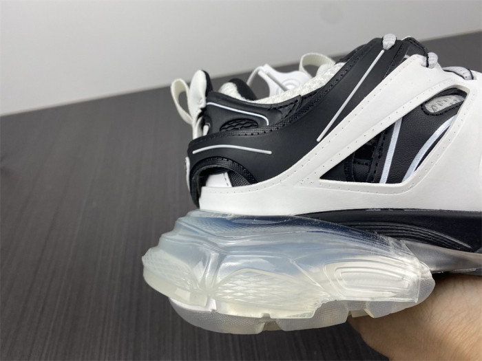 balciatrack clear sole white black 647741 w3bz2 9010