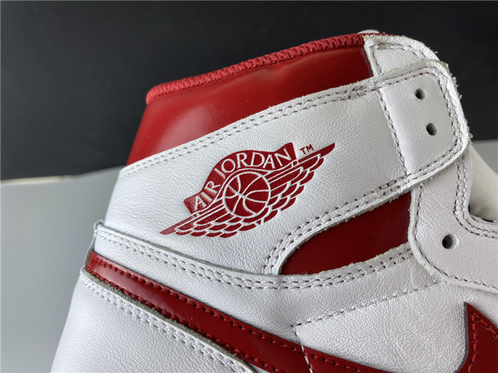 air jordan 1 retro metallic red 555088-103