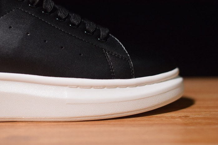 alexander mcqueen sneakers