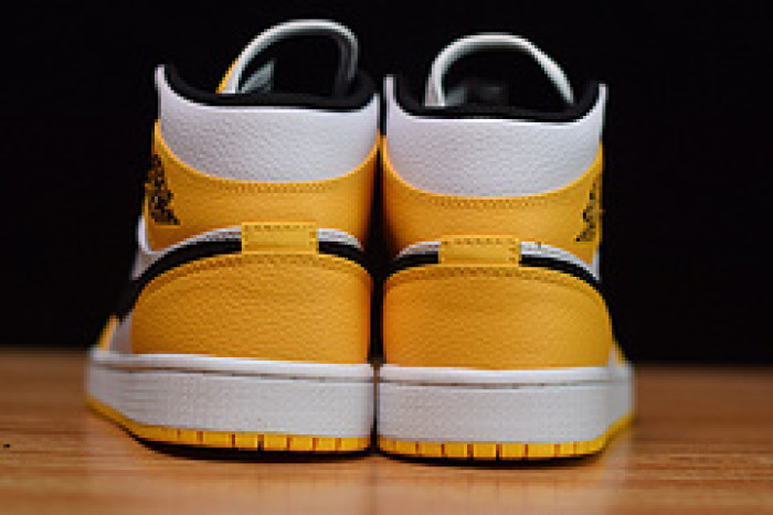 air jordan 1 mid “lakers” 852542-700