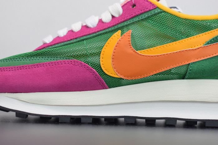 nike ld waffle sacai pine green bv0073-301