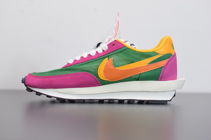 nike ld waffle sacai pine green bv0073-301