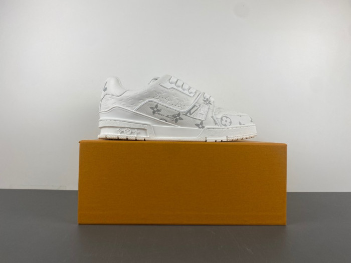 Louis Vuitton LV trainer X2 LV990325_2