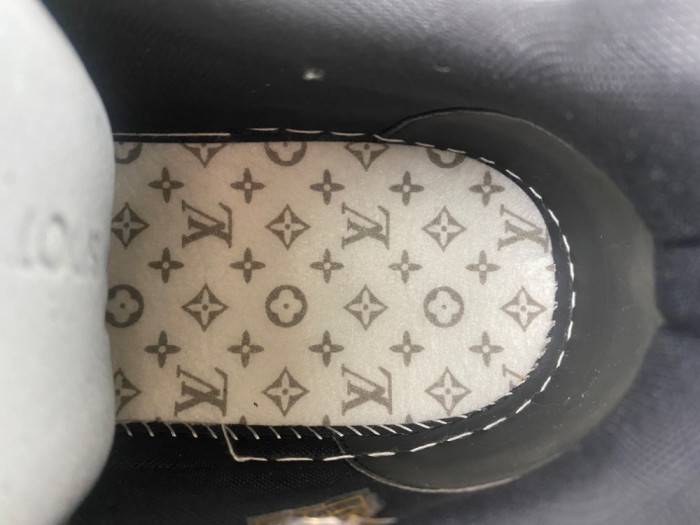 Louis Vuitton LV trainer X2 LV990326_2