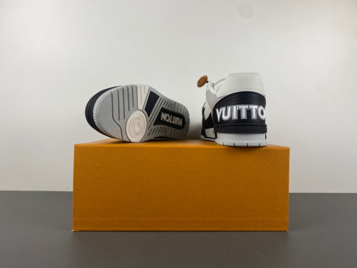 Louis Vuitton LV trainer X2 LV990328_1