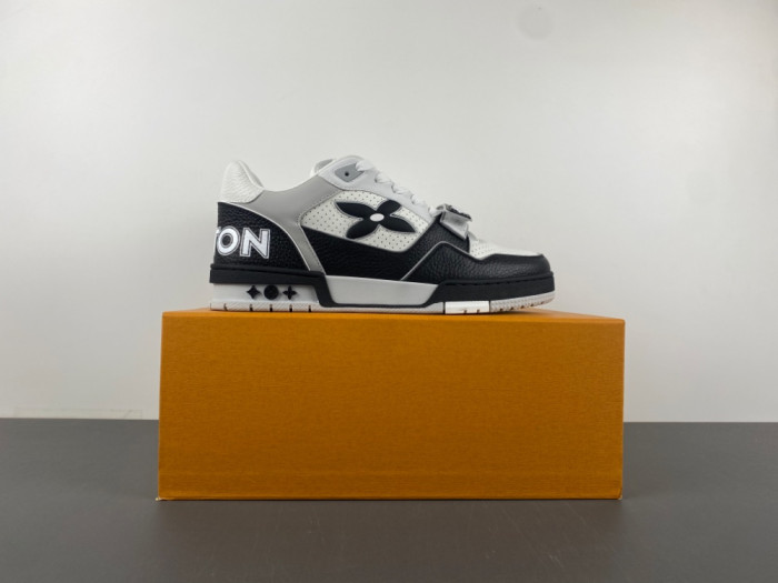 Louis Vuitton LV trainer X2 LV990328_1