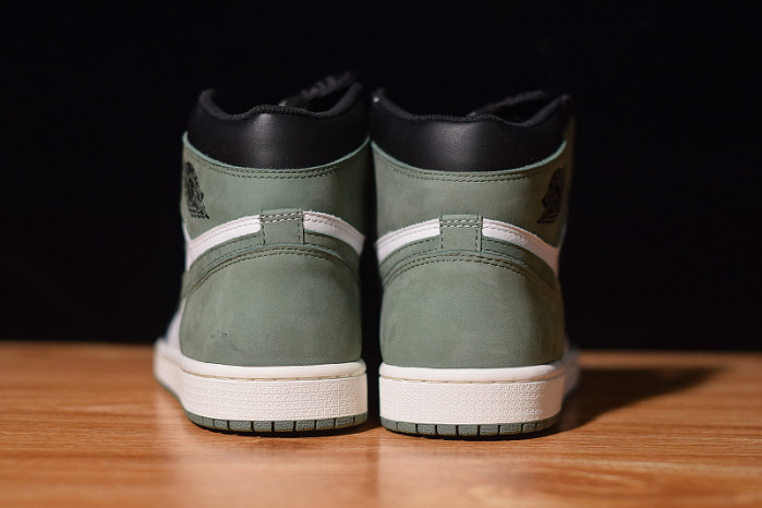 air jordan 1 retro high og “clay green” 555088-135