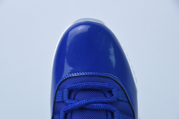 air jordan 11 midnight navy white at7802-115