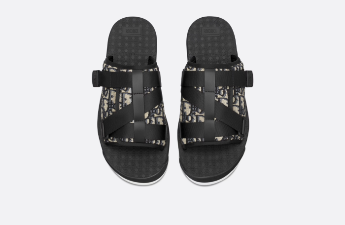 D*or alpha sandal