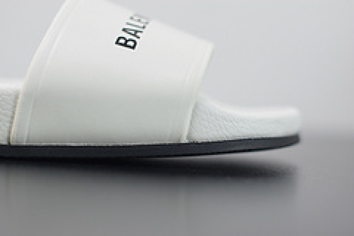 Balenciage Sneaker White 1868