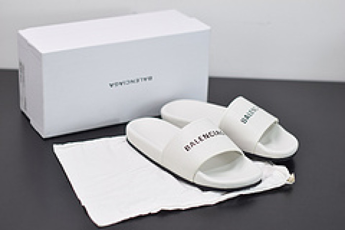 Balenciage Sneaker White 1868