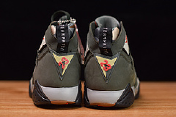 air jordan 7 retro patta icicle at3375-100