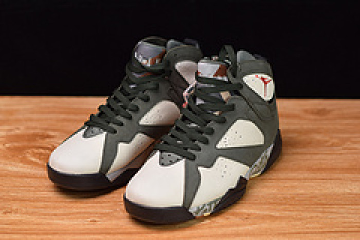 air jordan 7 retro patta icicle at3375-100