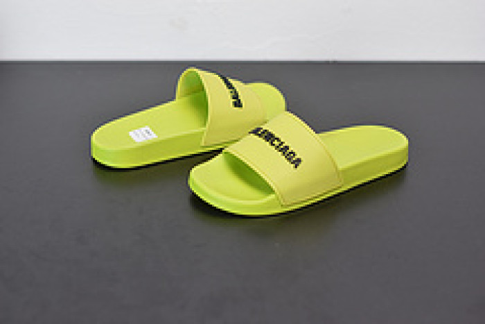 Balenciage Sneaker Green 1867