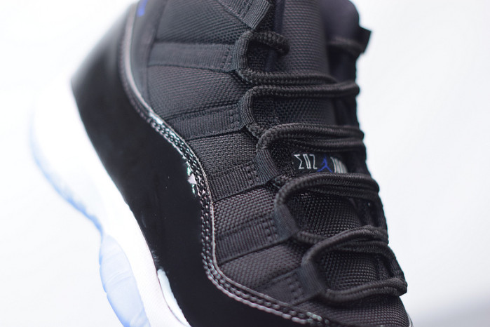 air jordan 11 retro space jam 378037-003