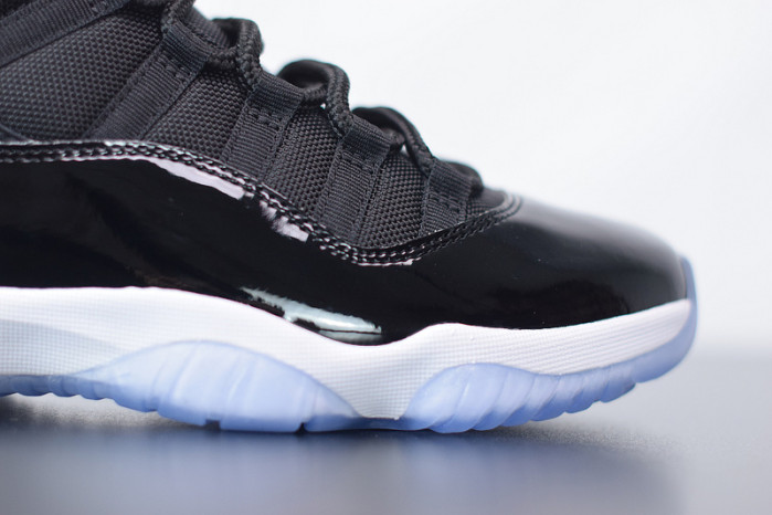 air jordan 11 retro space jam 378037-003