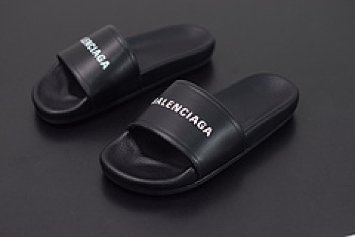 Balenciage Sneaker Black 1990