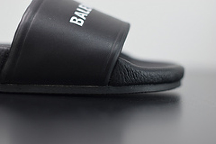 Balenciage Sneaker Black 1990