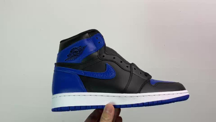 air jordan 1 retro high og royal 2017 555088-007