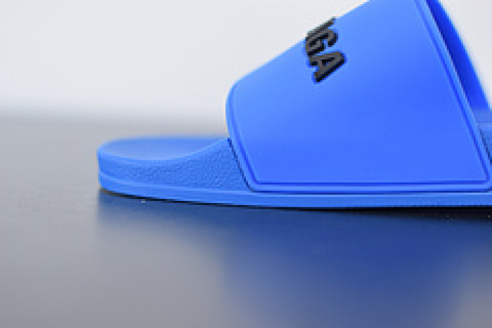 Balenciage Sneaker Blue 1866