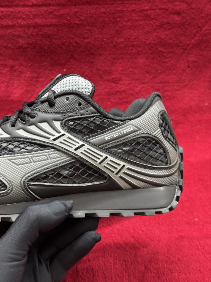 Bottega Veneta Orbit Black bv25488