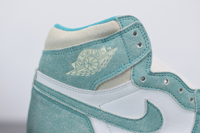 air jordan 1 retro high og turbo green 555088-311