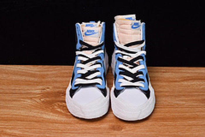 nike blazer mid sacai white black legend blue bv0072-001
