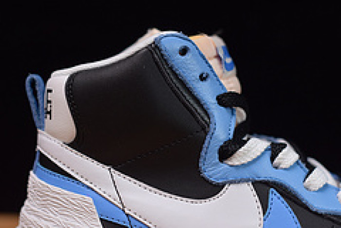 nike blazer mid sacai white black legend blue bv0072-001