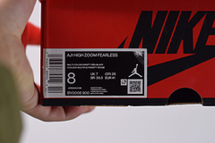 air jordan 1 retro high zoom fearless bv0006-900