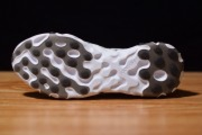 nike epic react flyknit white racer blue aq0068-100