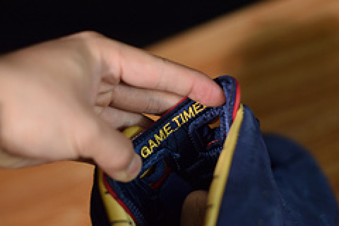 air jordan 6 retro doernbecher 392789-401