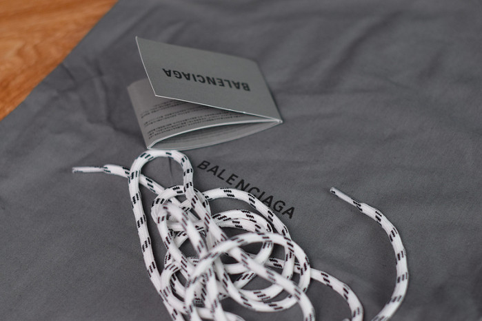 balcia triple s rainbow 541624 w09e1 1100