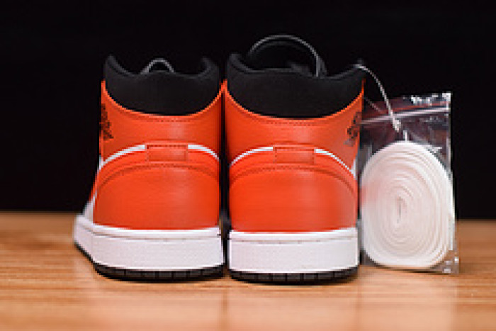 air jordan 1 mid shattered backboard 554724-058