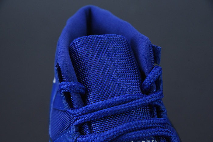 air jordan 11 midnight navy white at7802-115