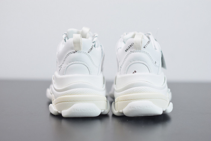 balcia triple s white 524039 w06e2 2021