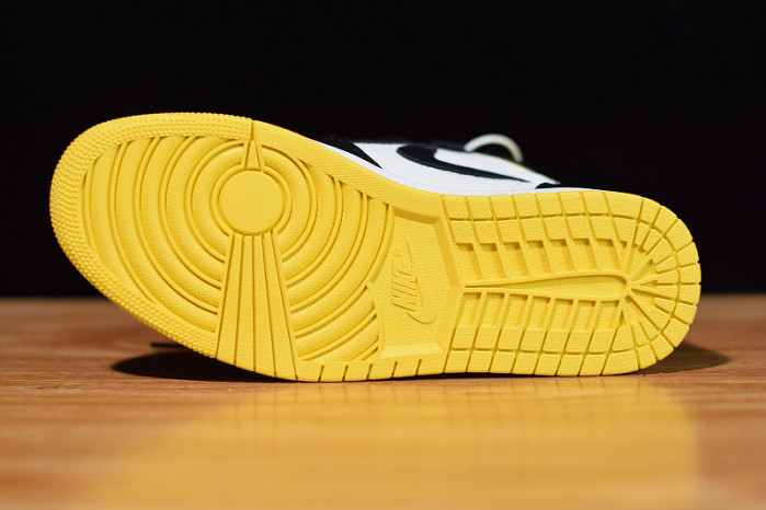 air jordan 1 retro high og nrg “not for resale” 861428-107