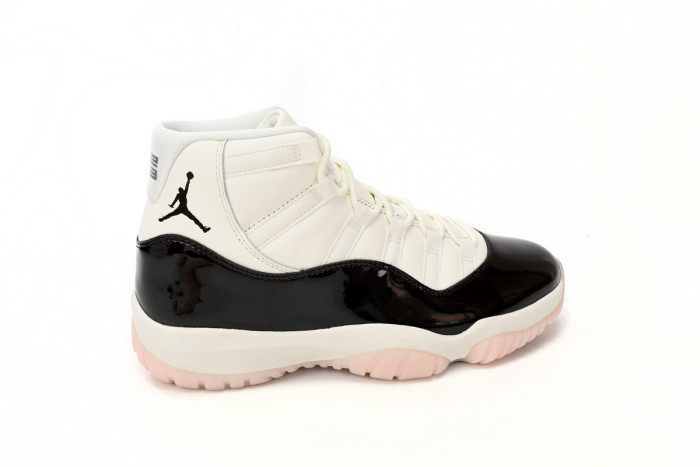 air jordan 11 wmns “neapolitan” ar0715-101