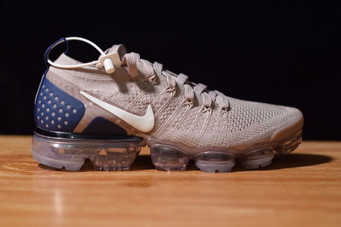 nike air vapormax flyknit 2 diffused taupe 942842-201