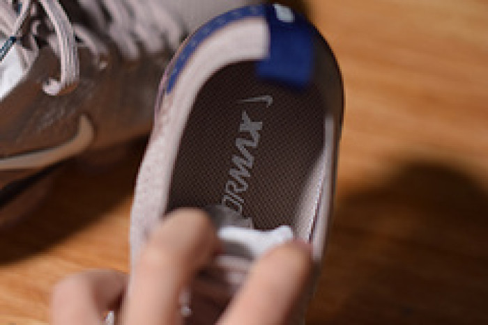 nike air vapormax flyknit 2 diffused taupe 942842-201