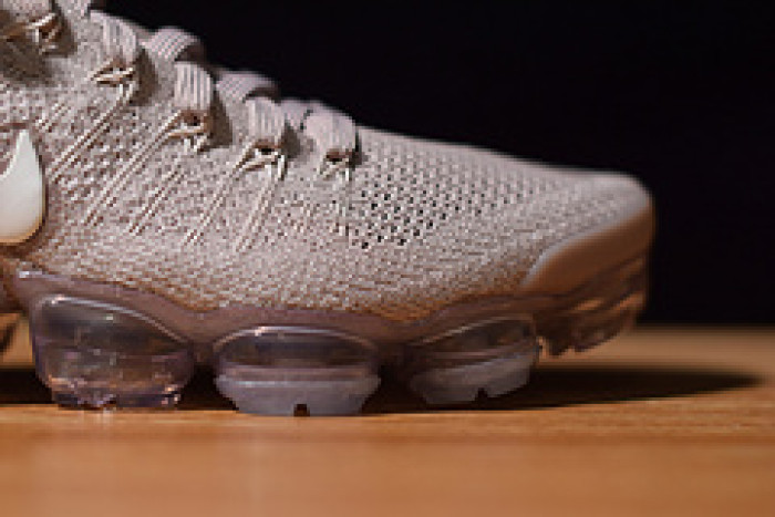nike air vapormax flyknit 2 diffused taupe 942842-201