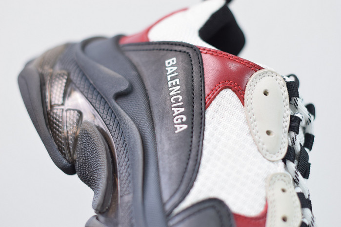 balcia triple s 541624 w09o1 2268