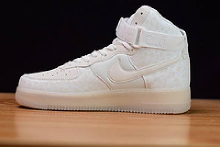 nike air force 1 high stash ao9296-100