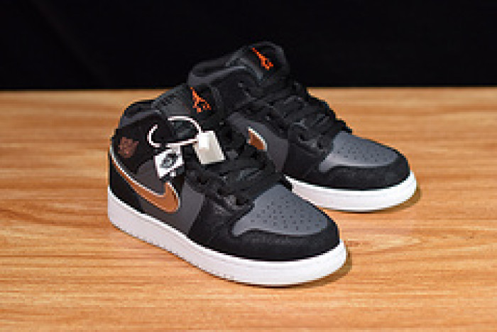 air jordan 1 retro high gs black metallic red bronze 705300-006