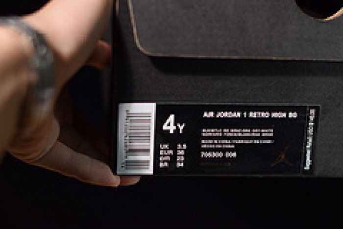 air jordan 1 retro high gs black metallic red bronze 705300-006