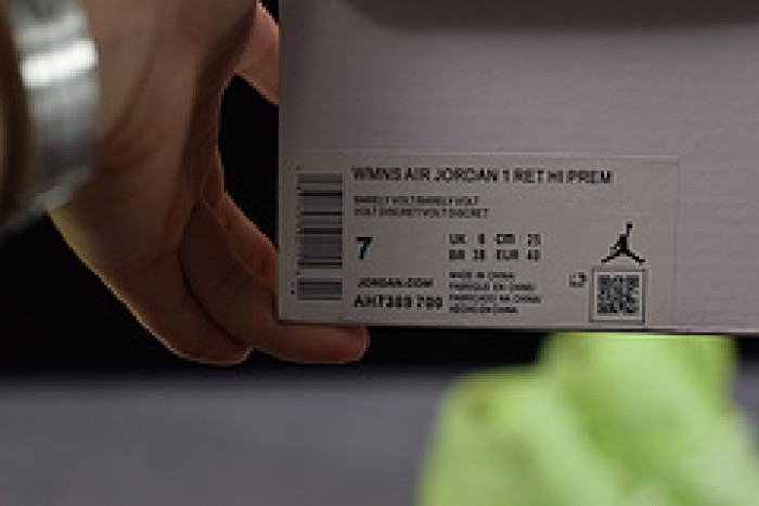 air jordan 1 retro high barely volt ah7389-700