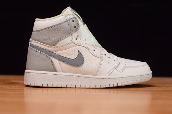 air jordan 1 mid light bone wolf grey 554725-053