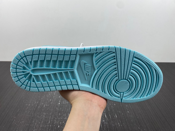 air jordan 1 low xtravis scott dm7866-701