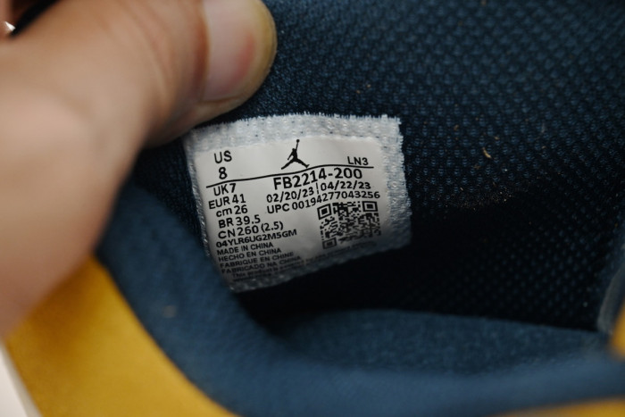 air jordan 4 "cacao wow" brown white