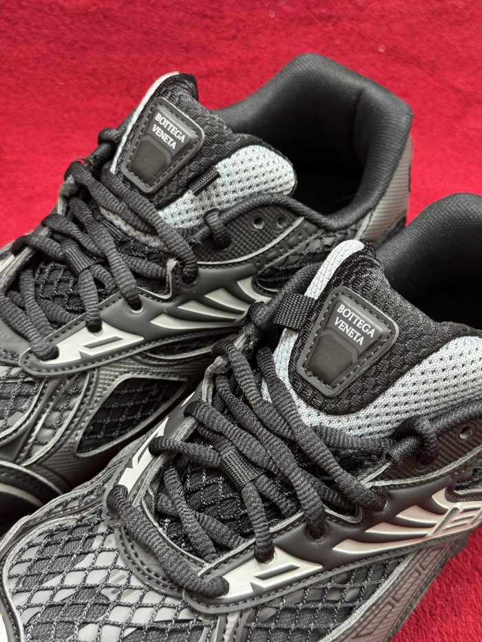 Bottega Veneta Orbit Black bv25488