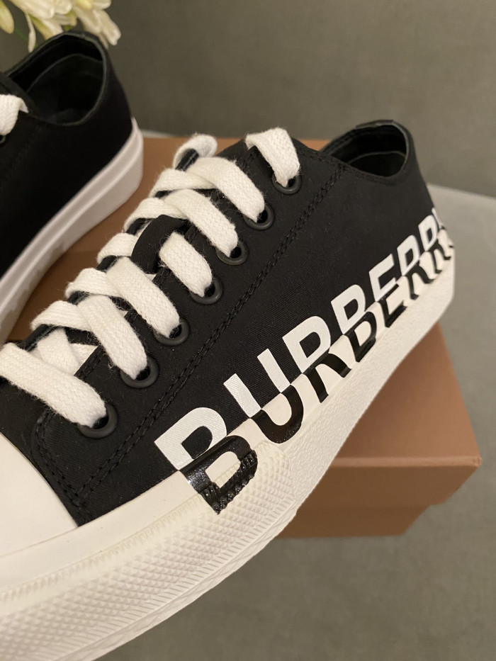 bubry sneakers